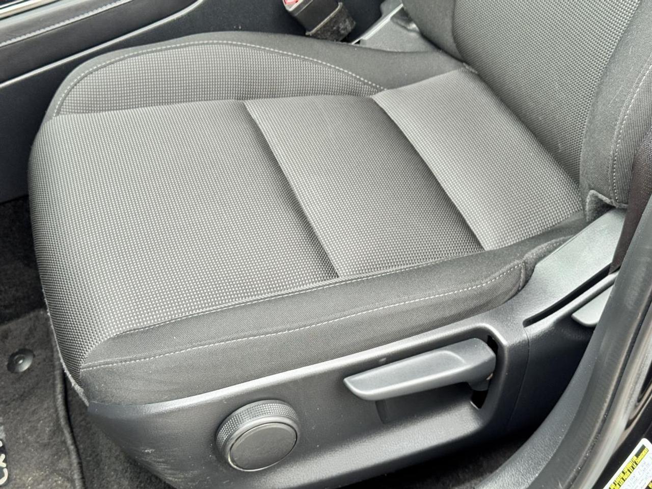 2023 Mazda CX-30 GS AWD/ EXTENDED WARRANTY/ 3.95% RATE/ MUST SEE Photo