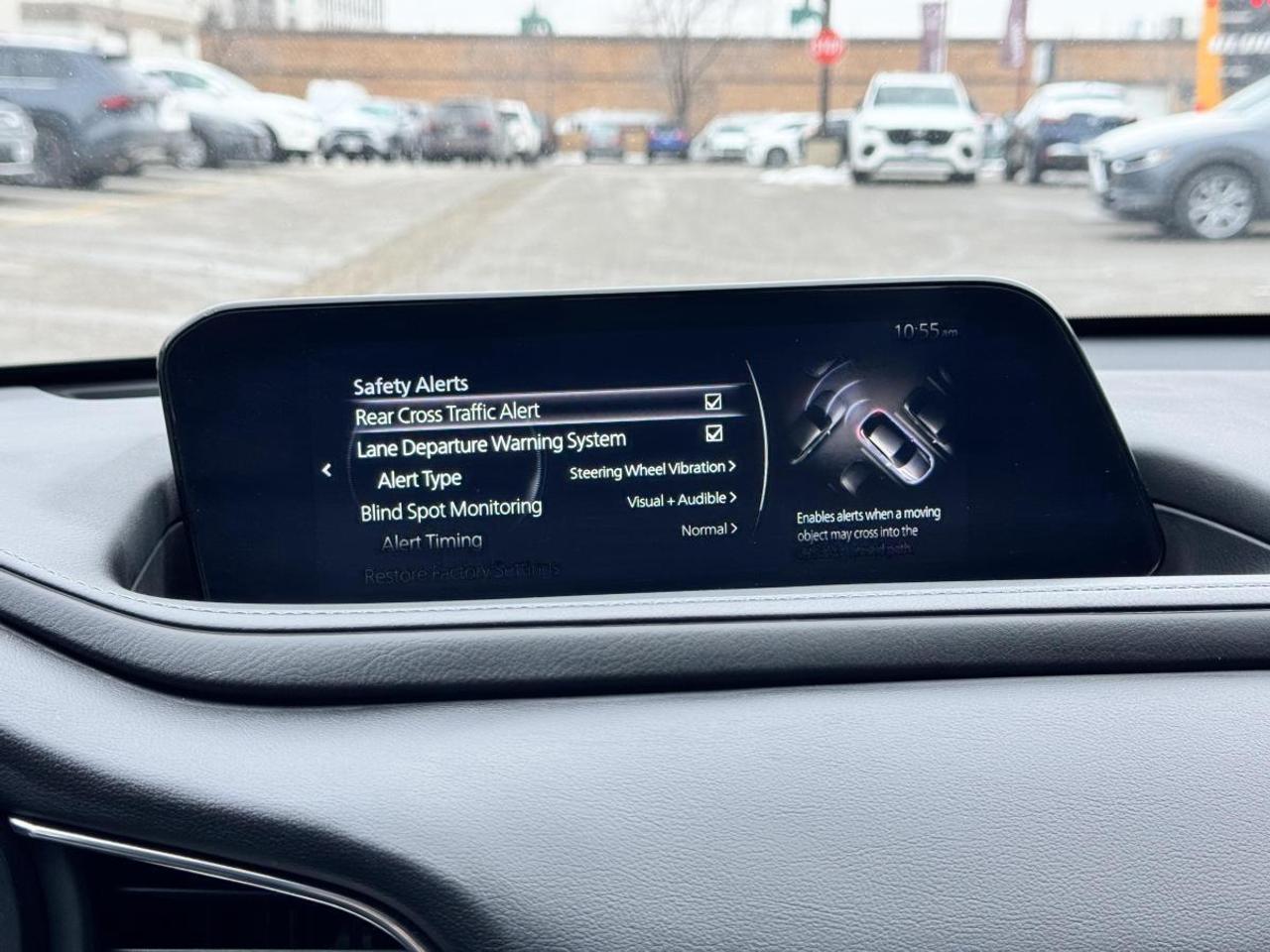 2023 Mazda CX-30 GS AWD/ EXTENDED WARRANTY/ 3.95% RATE/ MUST SEE Photo