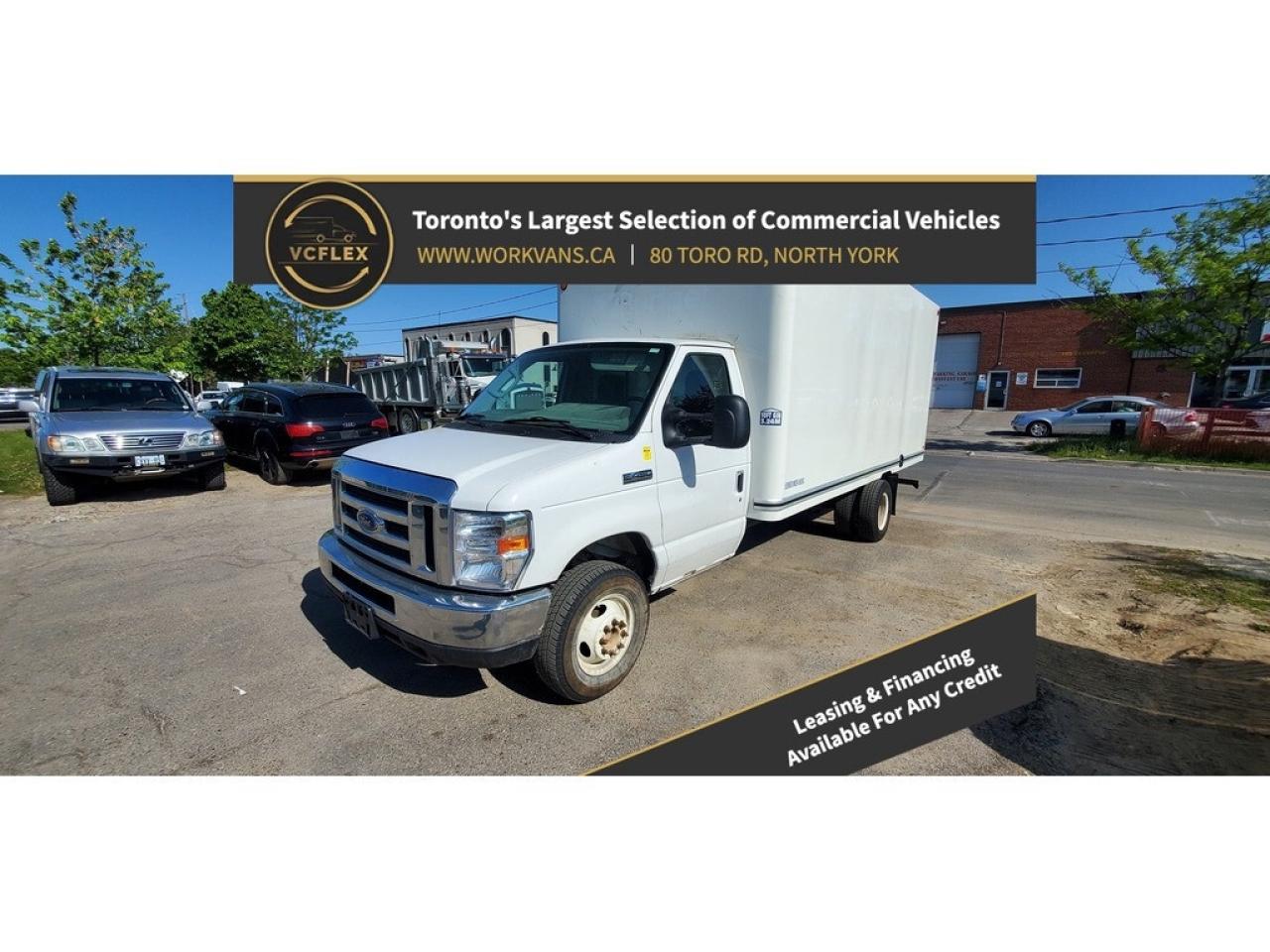 2019 Ford E-450 16Ft Unicell Box - Ramp - Gasoline Photo