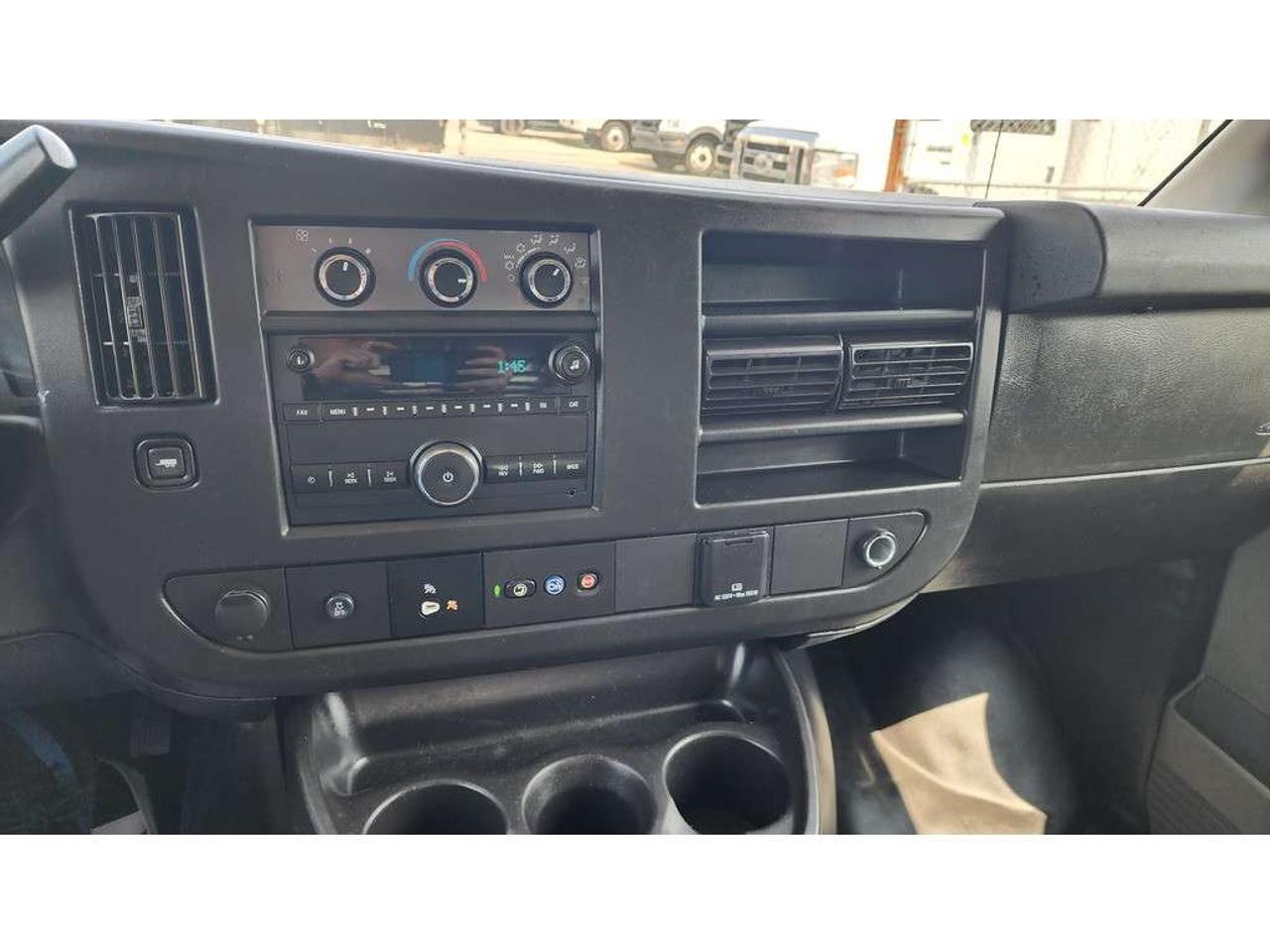 2021 GMC Savana 2500 Extended V6 Gas - Power Windows/Locks - VN-176499 - -None Photo