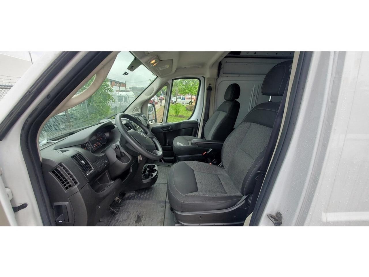 2021 RAM ProMaster Cargo Van 159WB - V6 Gas - Bluetooth/Camera Photo