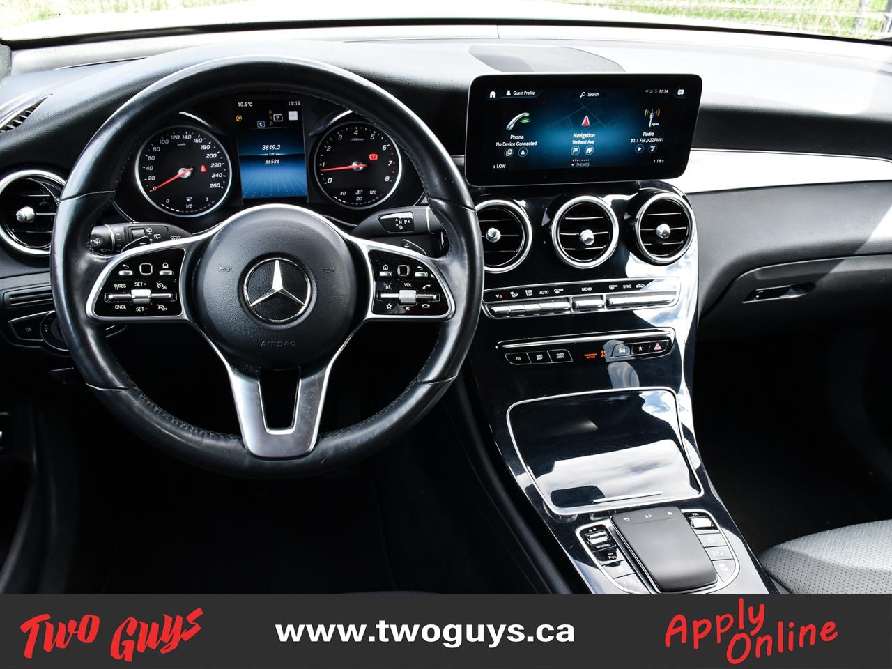 2022 Mercedes-Benz GLC GLC 300 4MATIC   Panoroof   Nav   New Tires Photo