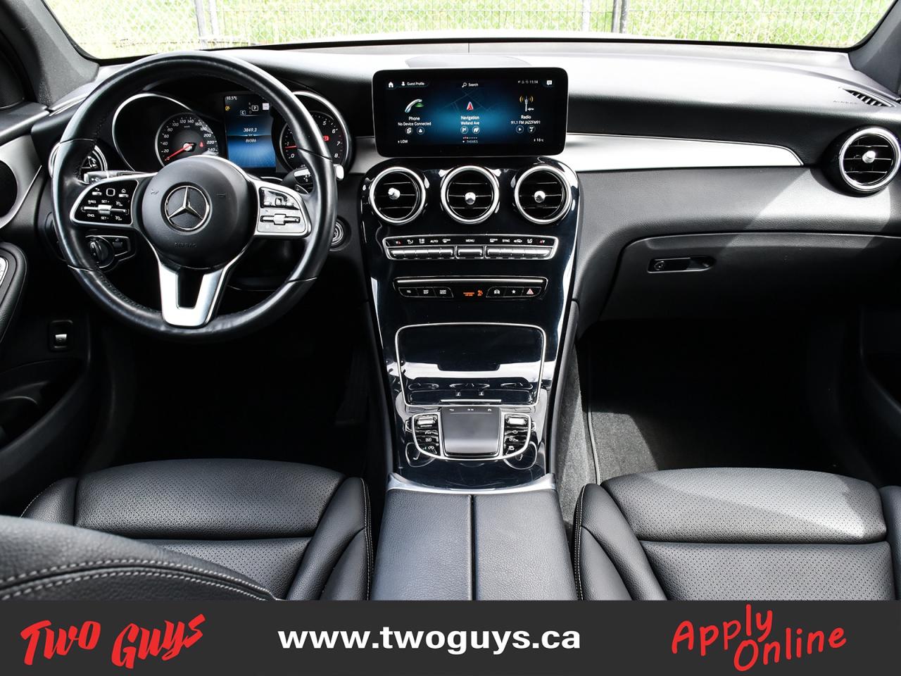 2022 Mercedes-Benz GLC 4MATIC   Panoroof   Nav   New Tires Photo