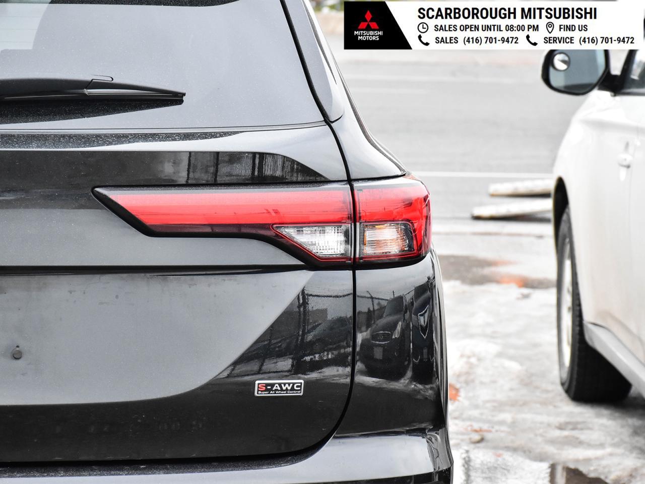 2023 Mitsubishi Outlander GT AWC Panoramic glass roof leather seats Photo