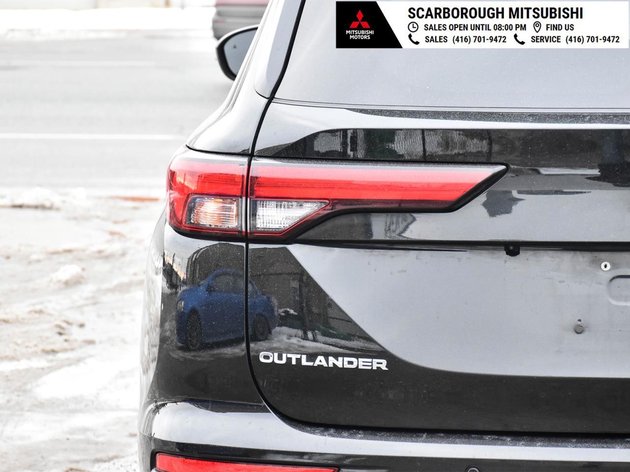 2023 Mitsubishi Outlander GT AWC Panoramic glass roof leather seats Photo