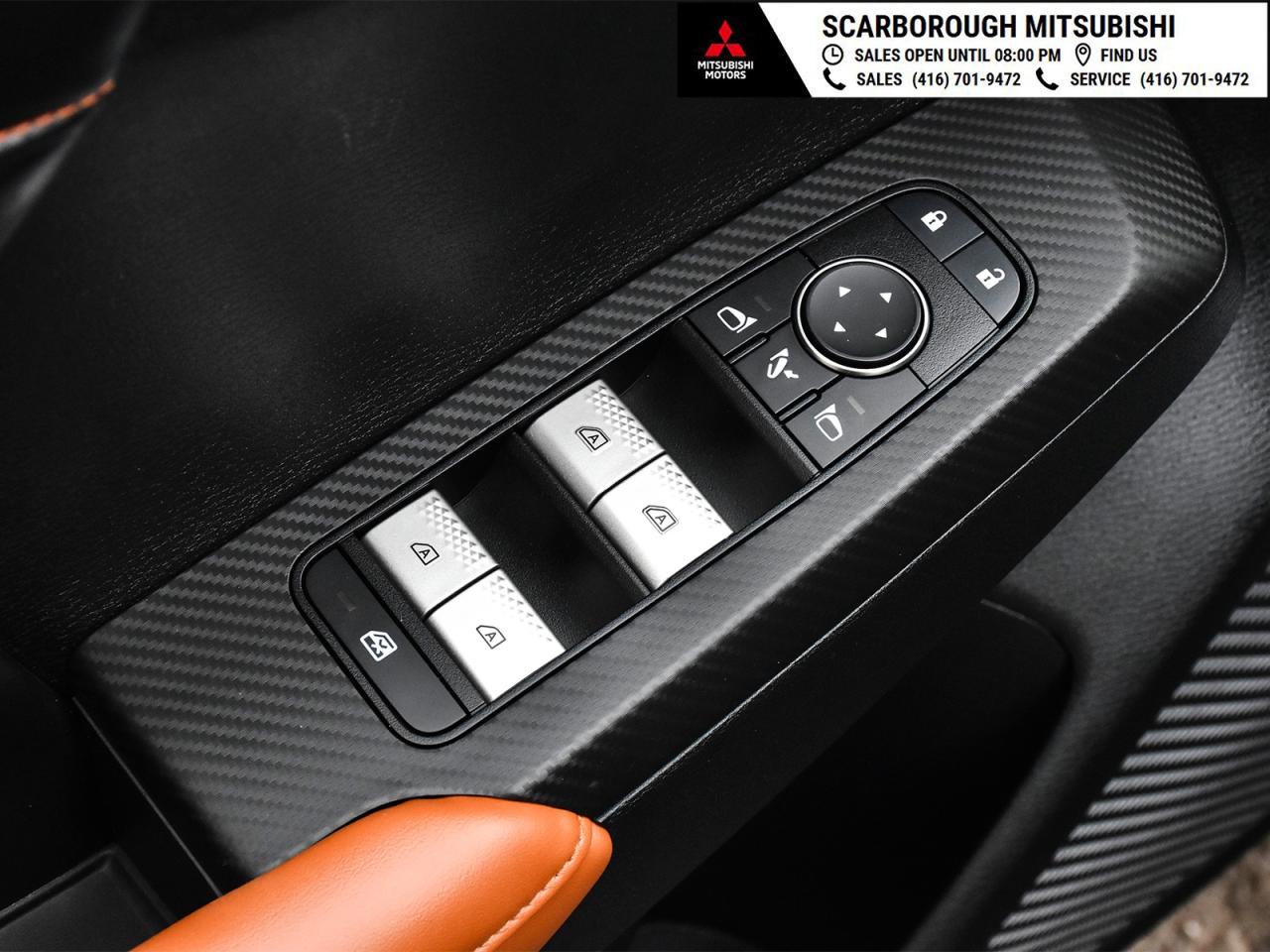 2023 Mitsubishi Outlander GT AWC Panoramic glass roof leather seats Photo