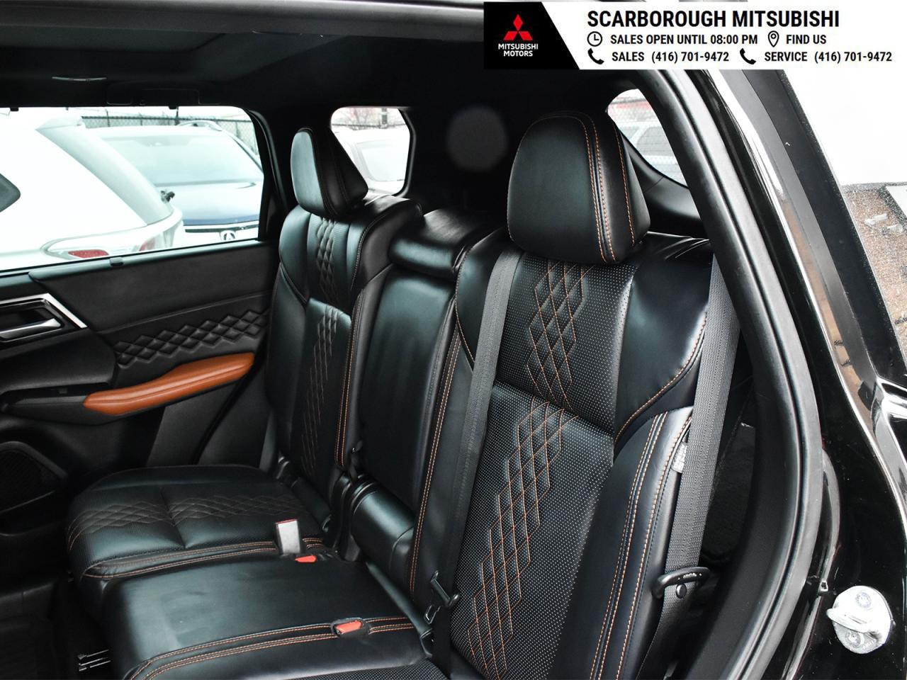 2023 Mitsubishi Outlander GT AWC Panoramic glass roof leather seats Photo