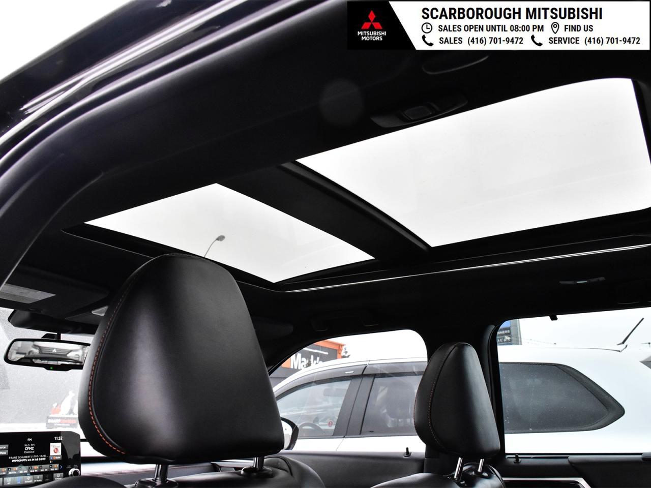 2023 Mitsubishi Outlander GT AWC Panoramic glass roof leather seats Photo