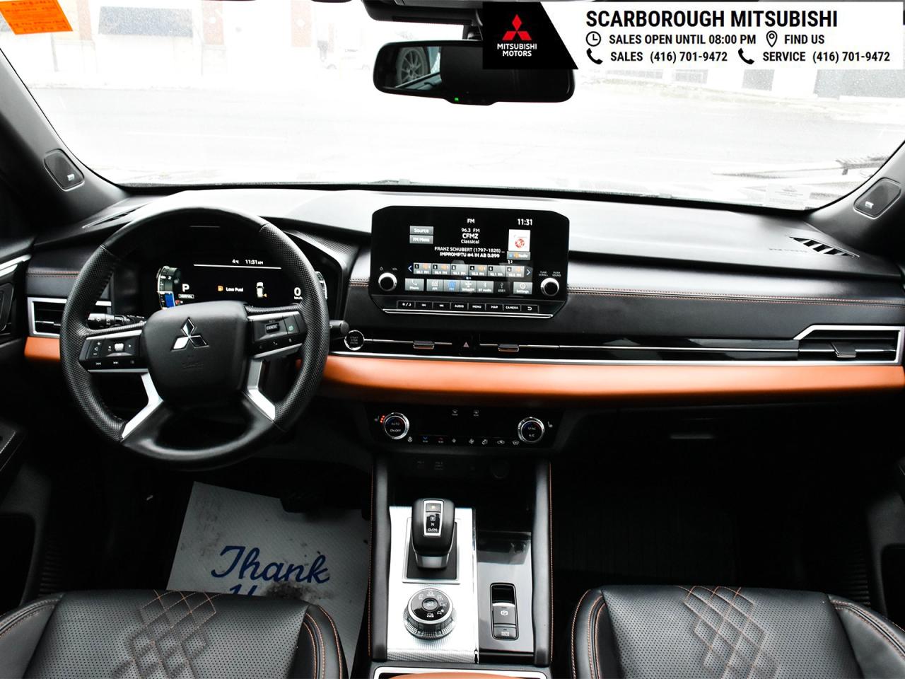 2023 Mitsubishi Outlander GT AWC Panoramic glass roof leather seats Photo