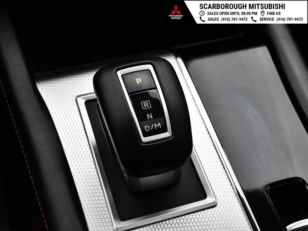 2023 Mitsubishi Outlander GT AWC Panoramic glass roof leather seats Photo