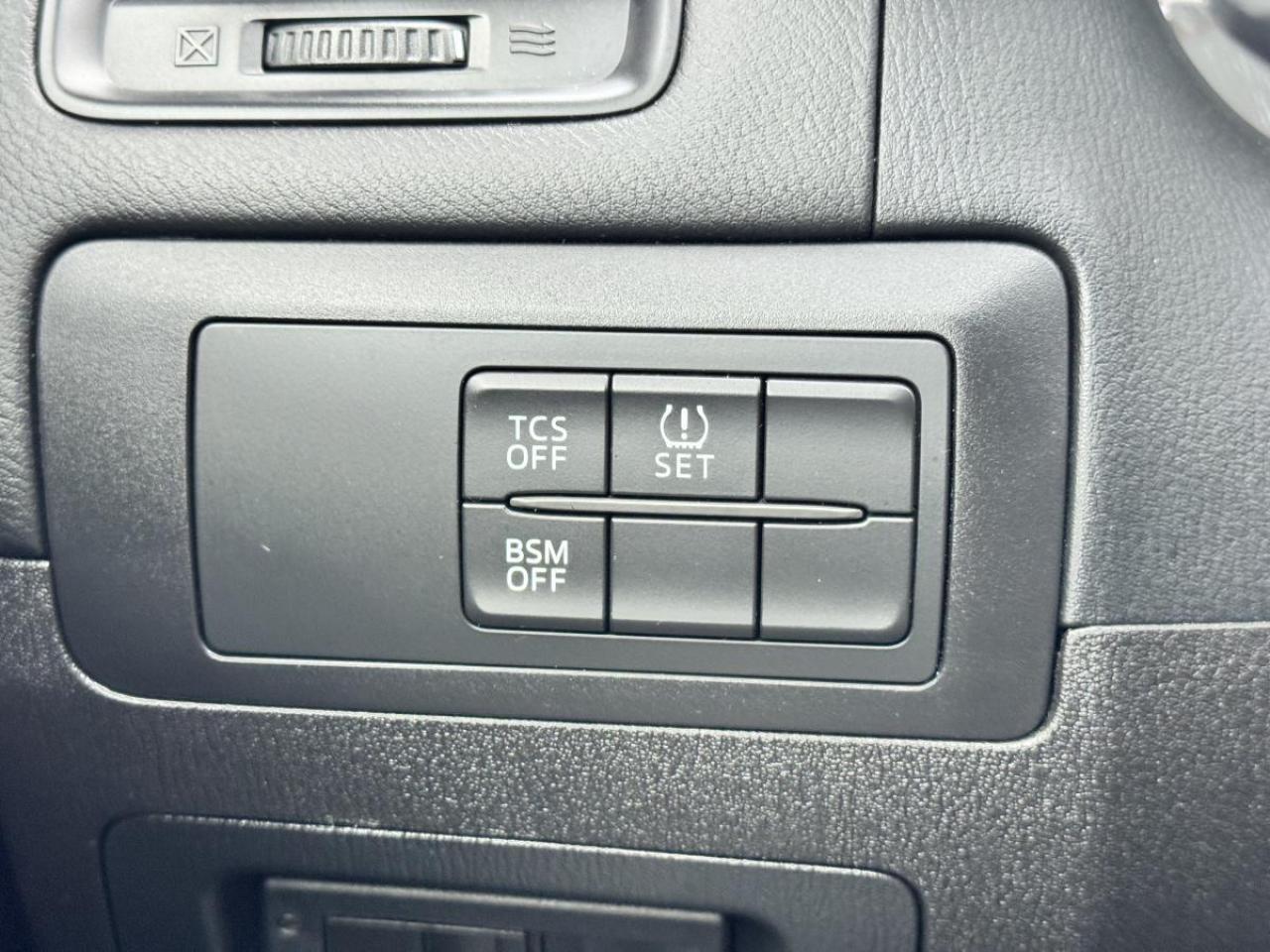 2015 Mazda CX-5 GS AUTO/ CERTIFIED/ SUNROOF/ REARVIEW CAMERA Photo