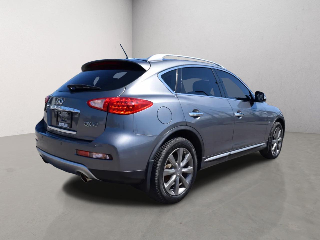 2016 Infiniti QX50 Premium AWD Photo