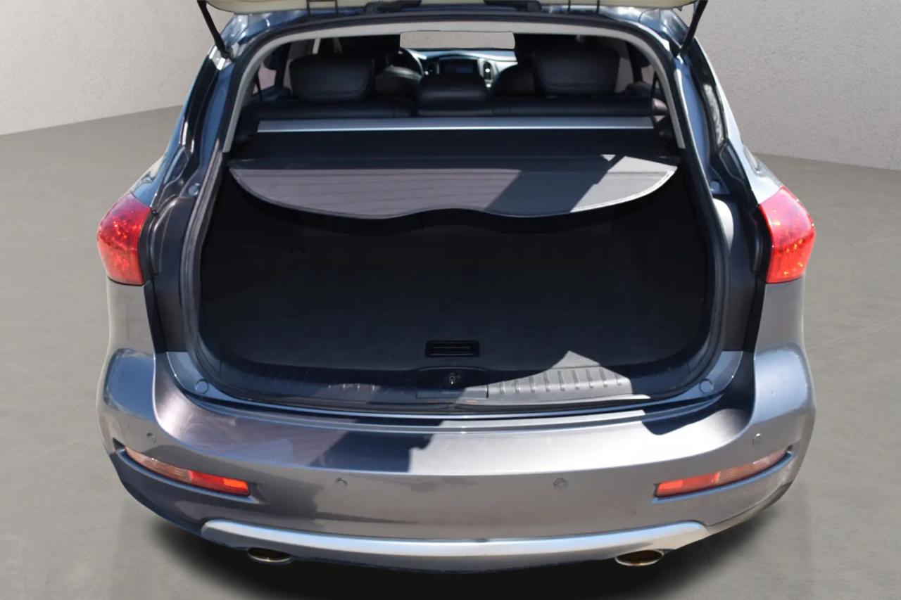 2016 Infiniti QX50 Premium AWD Photo