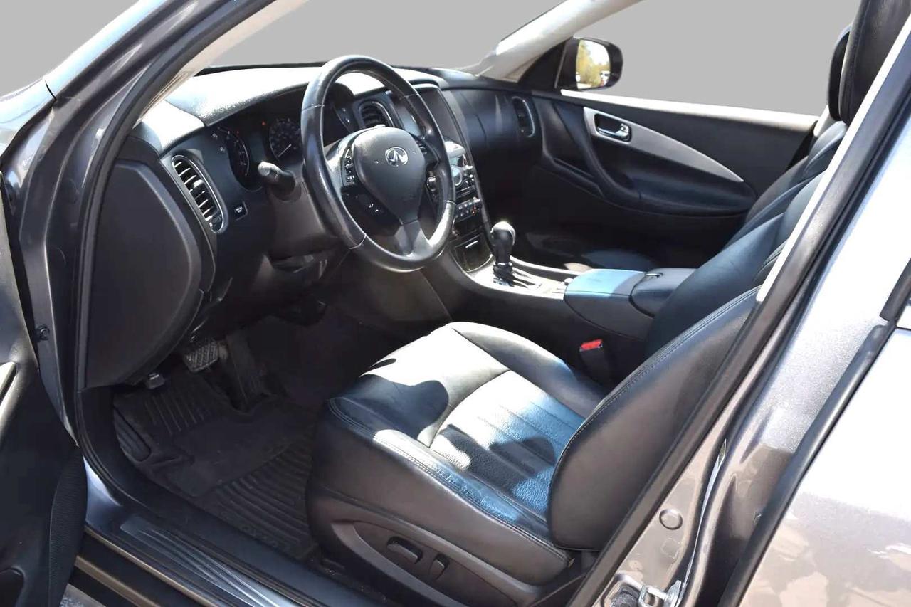 2016 Infiniti QX50 Premium AWD Photo