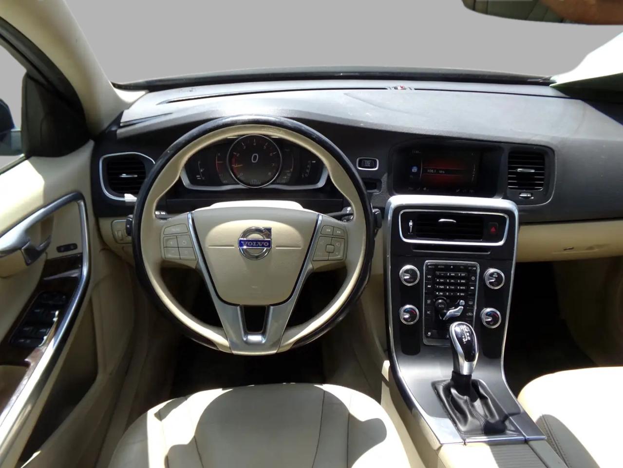 2017 Volvo S60 T5 Navigation Leather Sunroof Photo