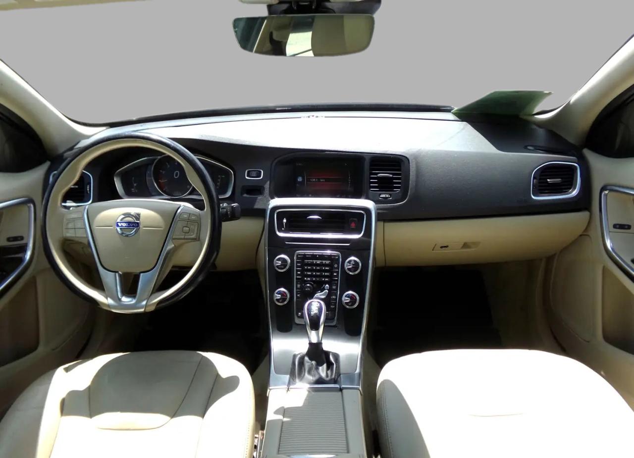 2017 Volvo S60 T5 Navigation Leather Sunroof Photo