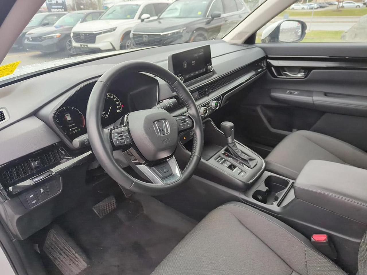 2025 Honda CR-V Sport Photo