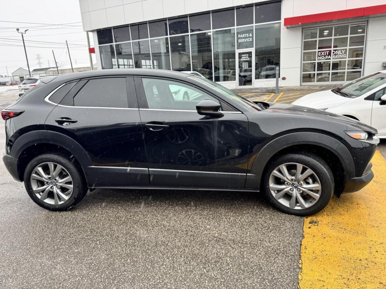 2022 Mazda CX-30 GS AWD/ EXTENDED WARRANTY/ 3.95% RATE/ MUST SEE Photo