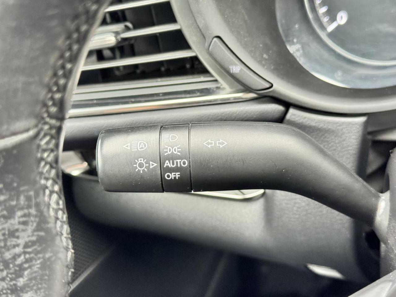 2022 Mazda CX-30 GS AWD/ EXTENDED WARRANTY/ 3.95% RATE/ MUST SEE Photo