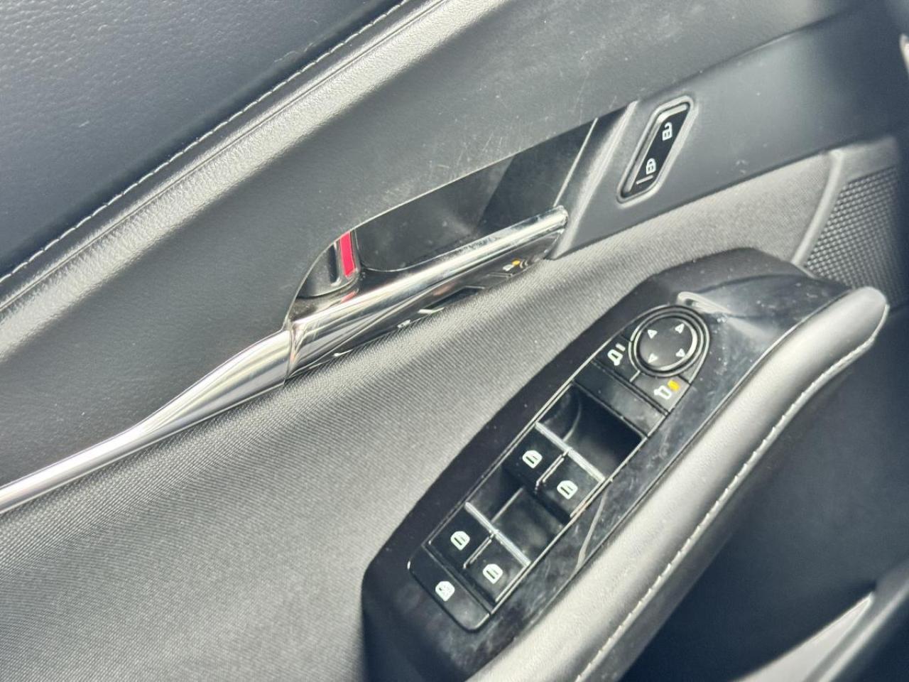 2022 Mazda CX-30 GS AWD/ EXTENDED WARRANTY/ 3.95% RATE/ MUST SEE Photo