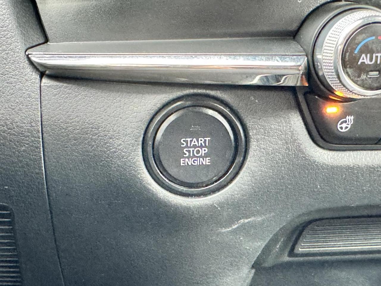 2022 Mazda CX-30 GS AWD/ EXTENDED WARRANTY/ 3.95% RATE/ MUST SEE Photo