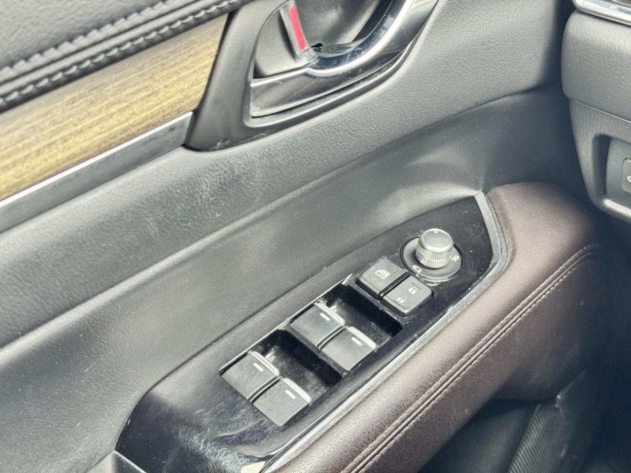 2022 Mazda CX-5 SIGNATURE/ EXTENDED WARRANTY/ 3.95% RATE/ MUST SEE Photo