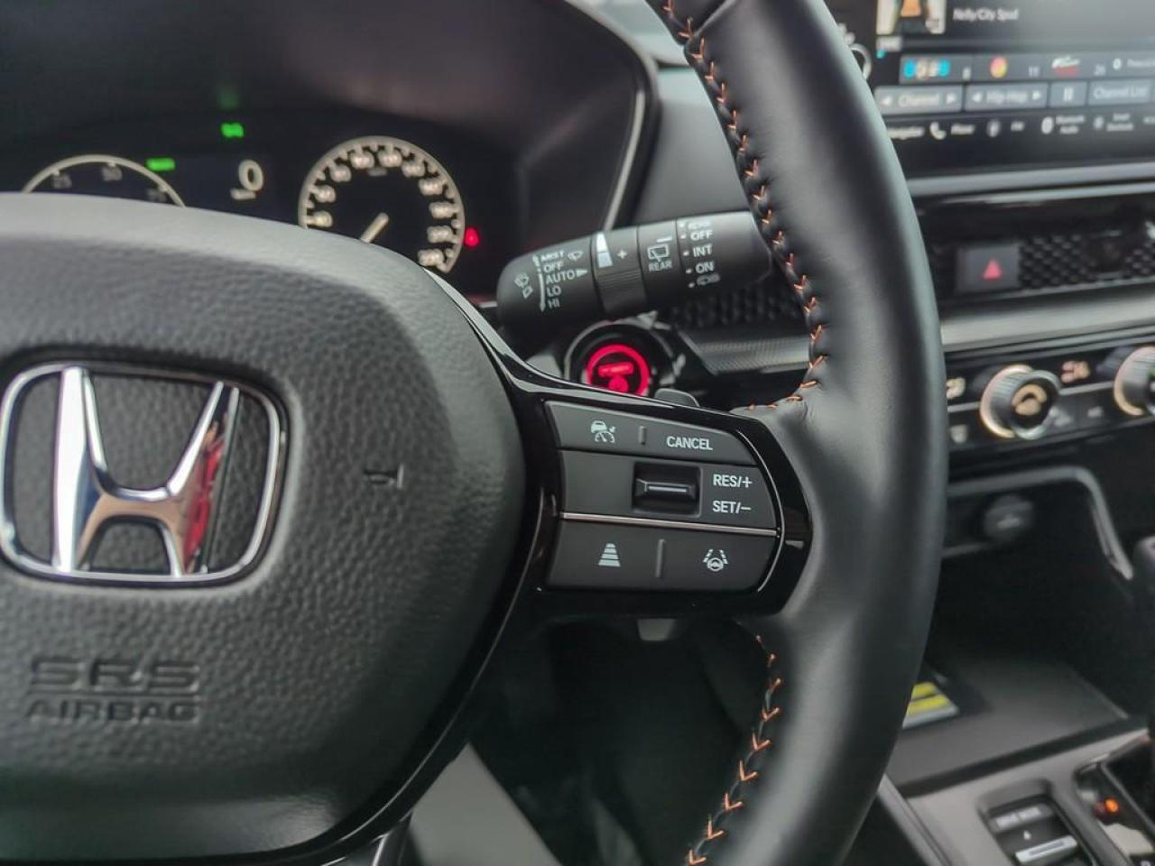 2025 Honda CR-V Hybrid Touring Photo