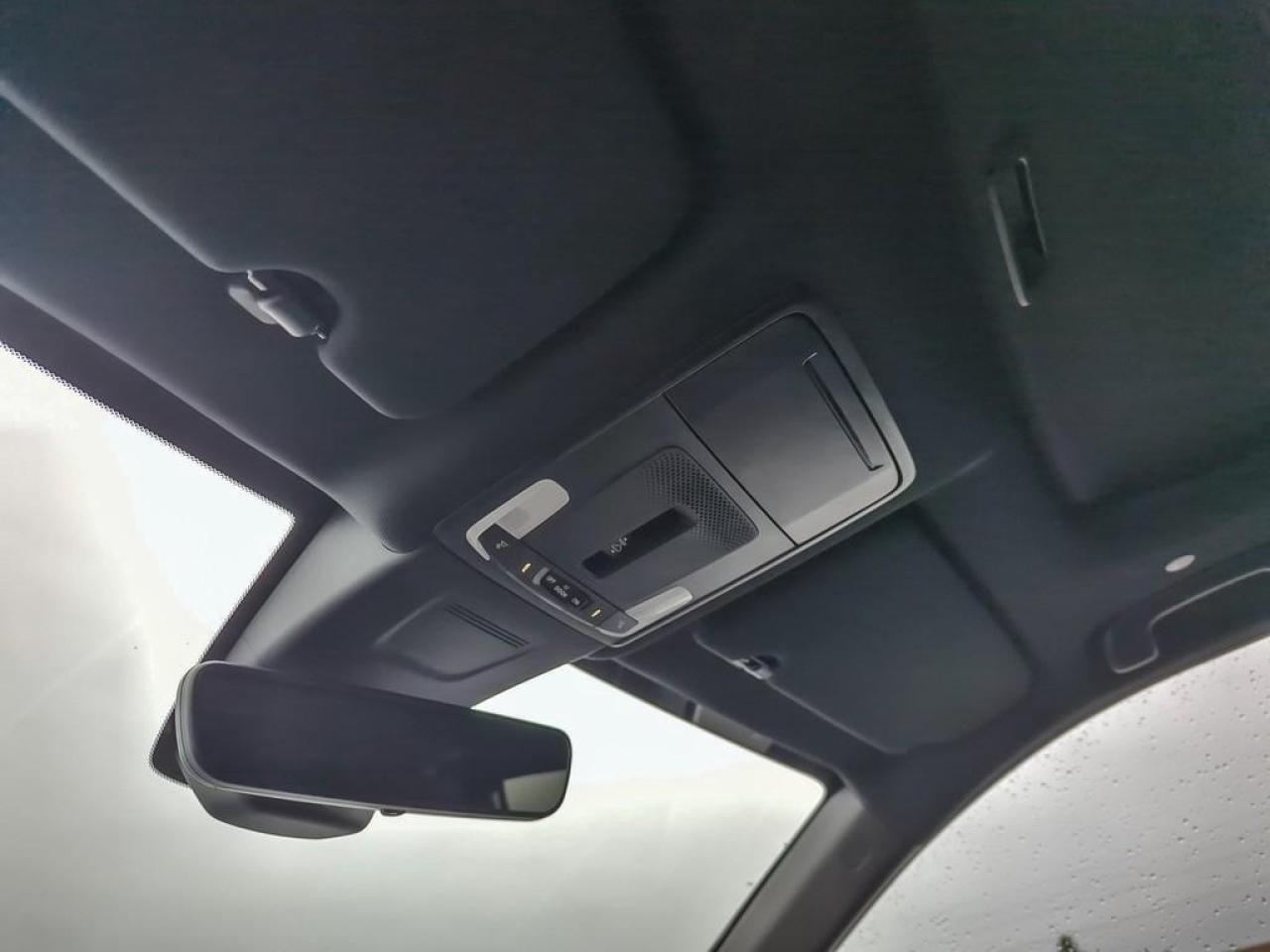 2025 Honda CR-V Hybrid Touring Photo