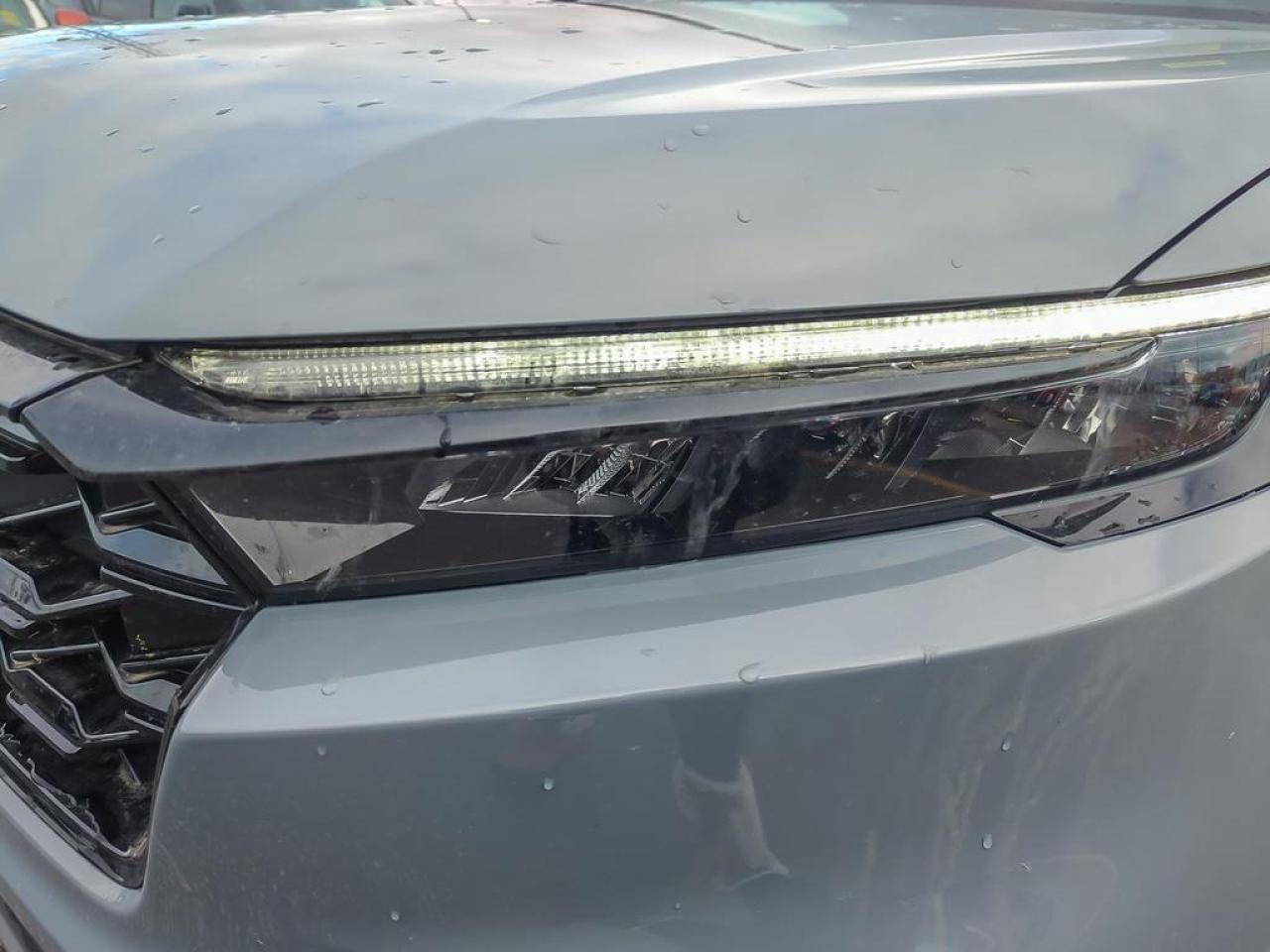 2025 Honda CR-V Hybrid Touring Photo