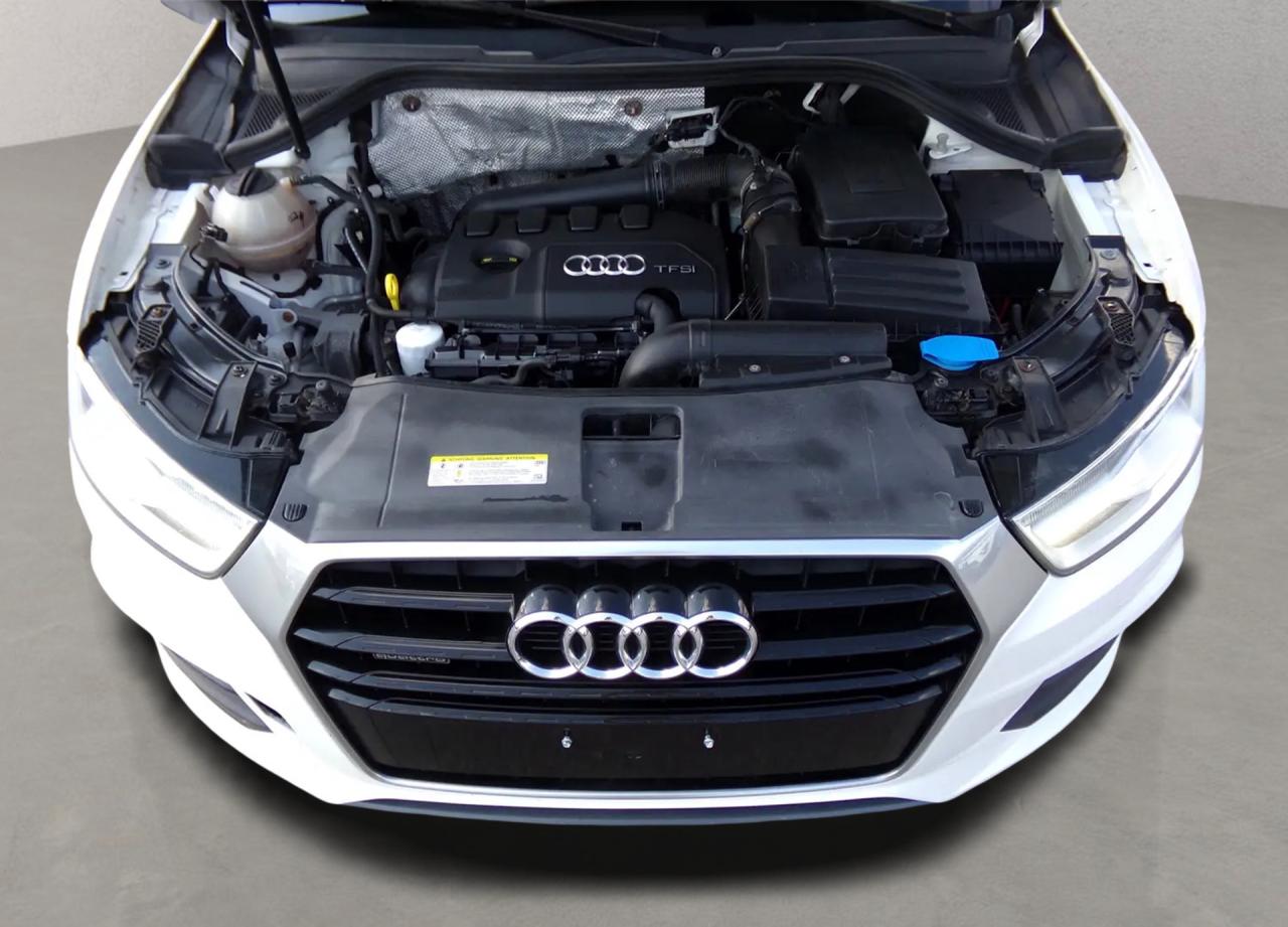 2017 Audi Q3 Komfort AWD Panoramic Sunroof Photo