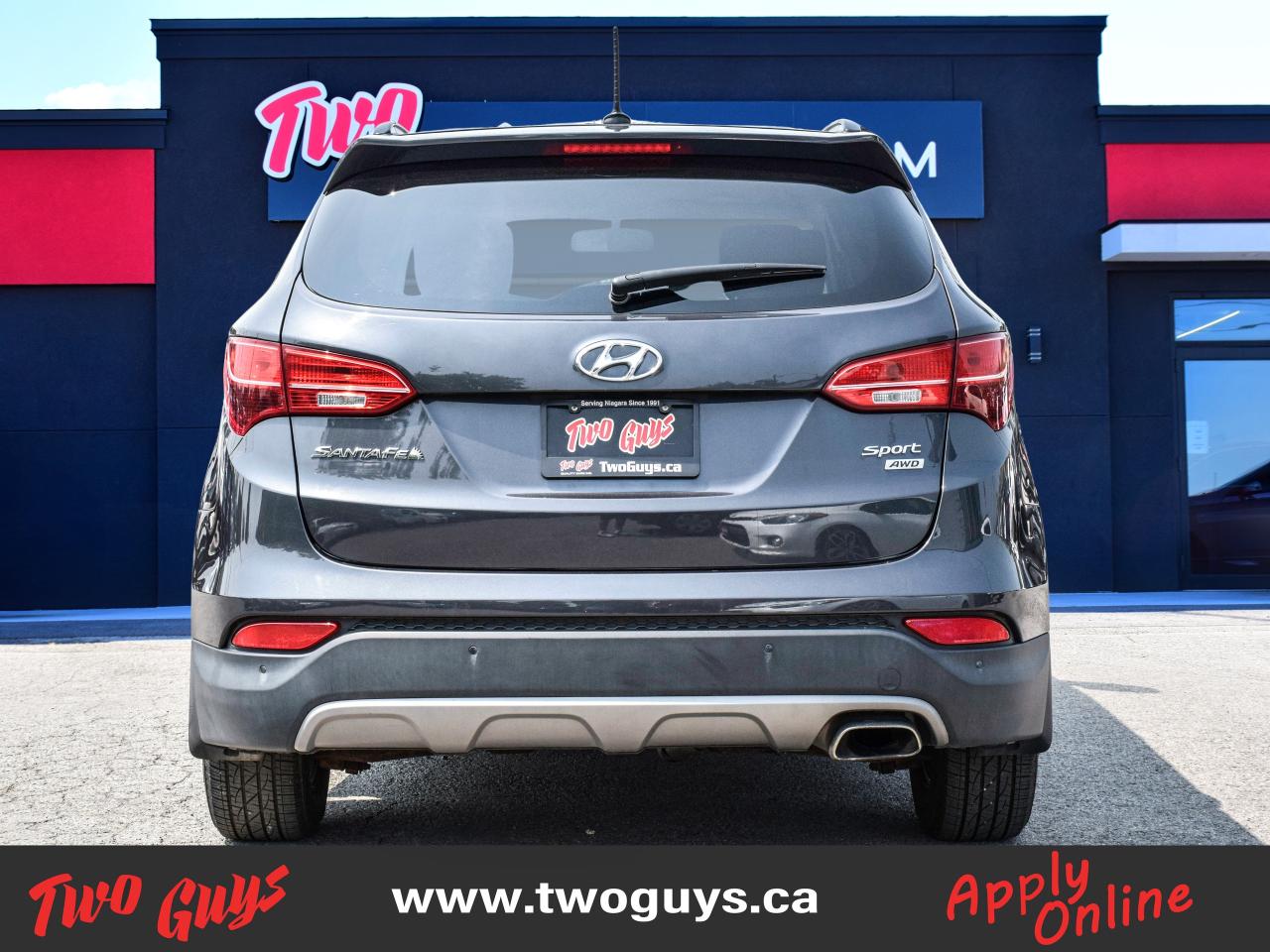 2015 Hyundai Santa Fe Sport 2.4 Premium   AWD   Htd Cloth Photo