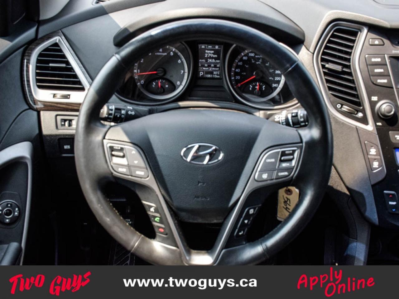 2015 Hyundai Santa Fe Sport 2.4 Premium   AWD   Htd Cloth Photo