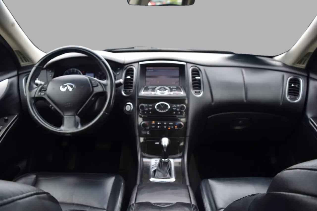 2016 Infiniti QX50 Premium AWD Photo