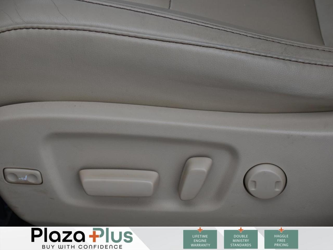 2017 Toyota Highlander XLE 7 PASSENGER   TWO SET OF TIRES   REMOTE START Photo