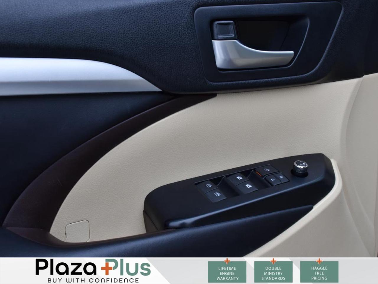 2017 Toyota Highlander XLE 7 PASSENGER   TWO SET OF TIRES   REMOTE START Photo