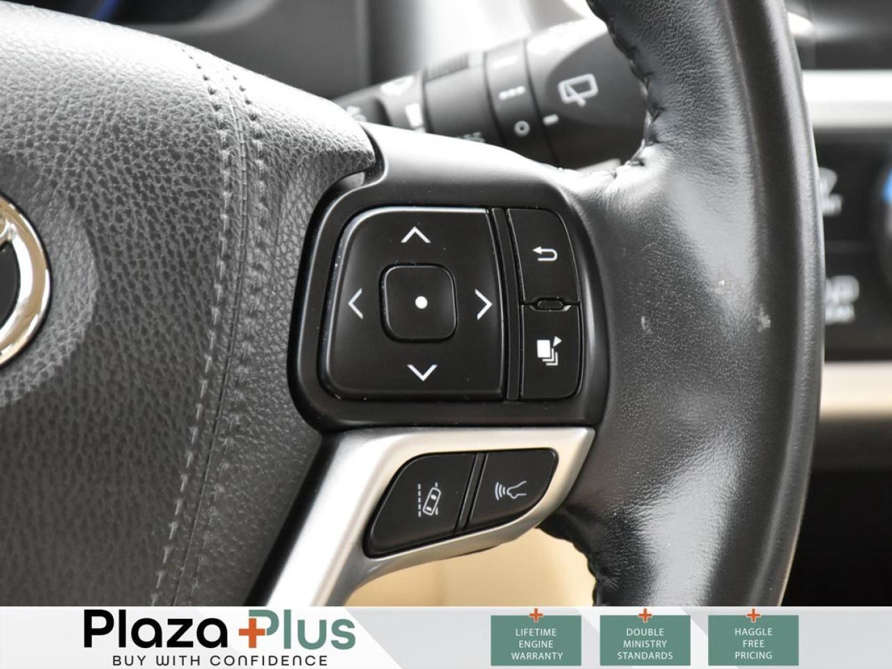 2017 Toyota Highlander XLE 7 PASSENGER   TWO SET OF TIRES   REMOTE START Photo