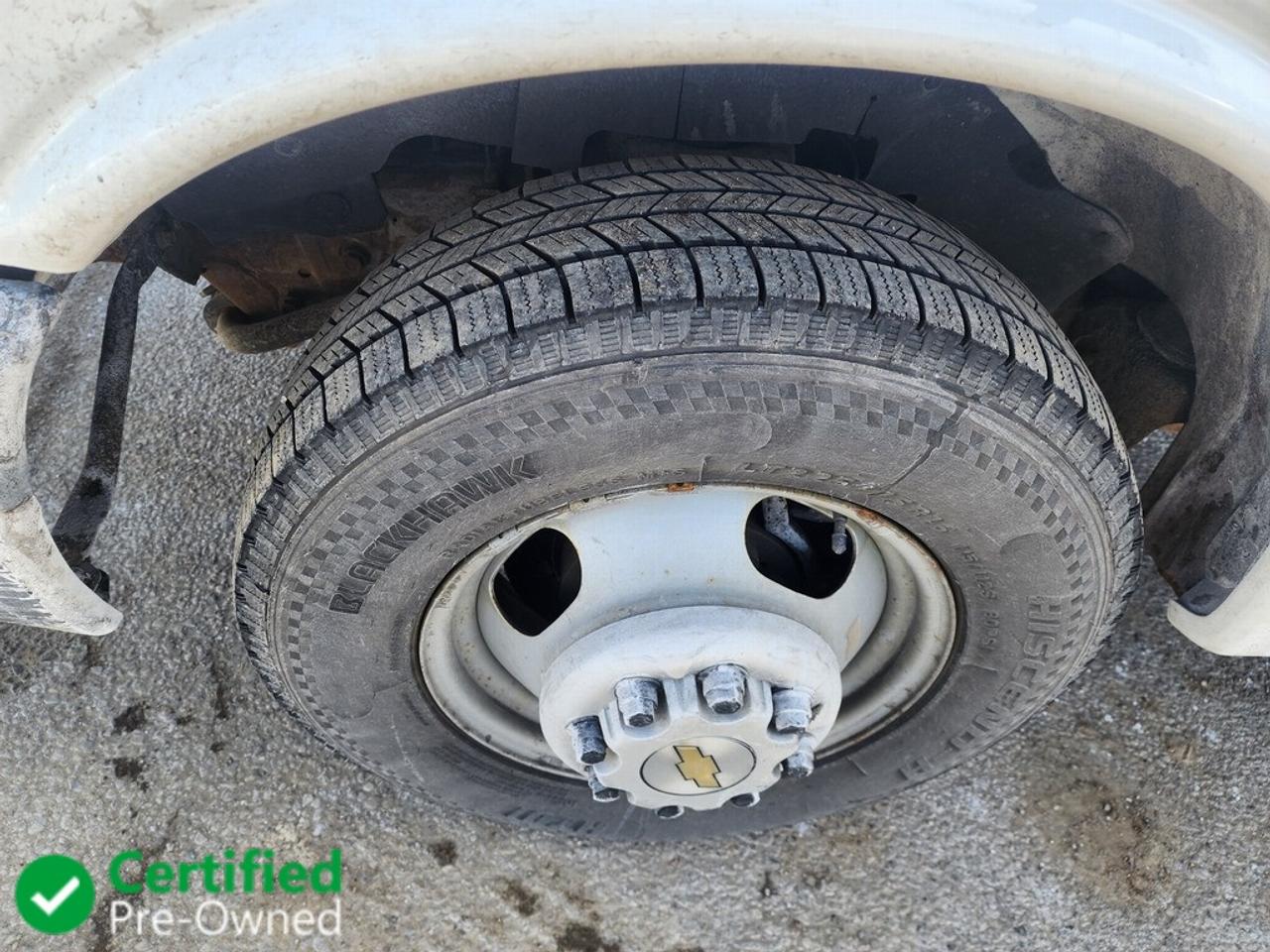 2021 Chevrolet Express G4500 18Ft Box - 6.6L V8 Gas - Factory Warranty Photo