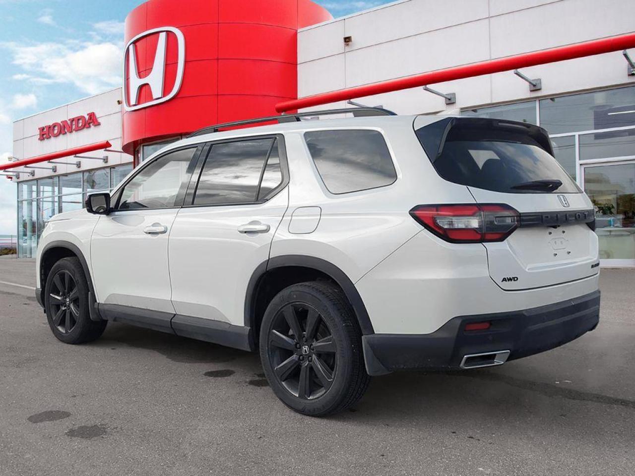 2025 Honda Pilot Black Edition Photo