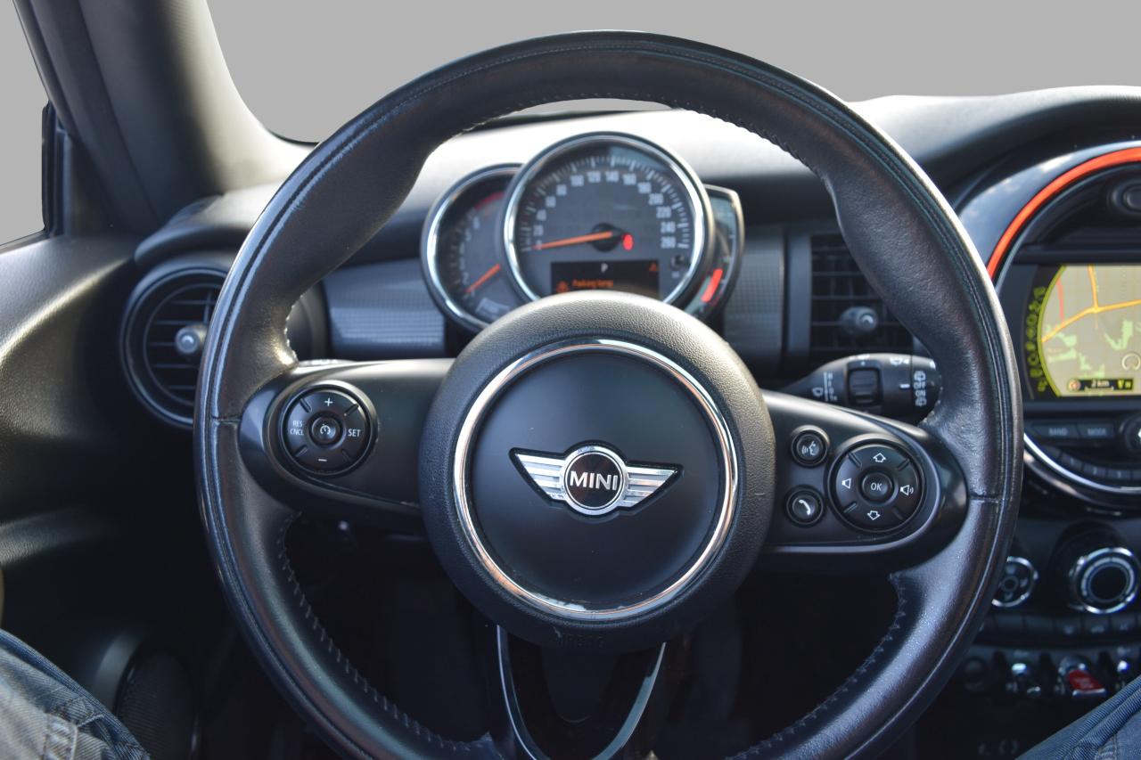 2018 MINI 3-Door Cooper Leather Panoramic Sunroof Navigation Photo