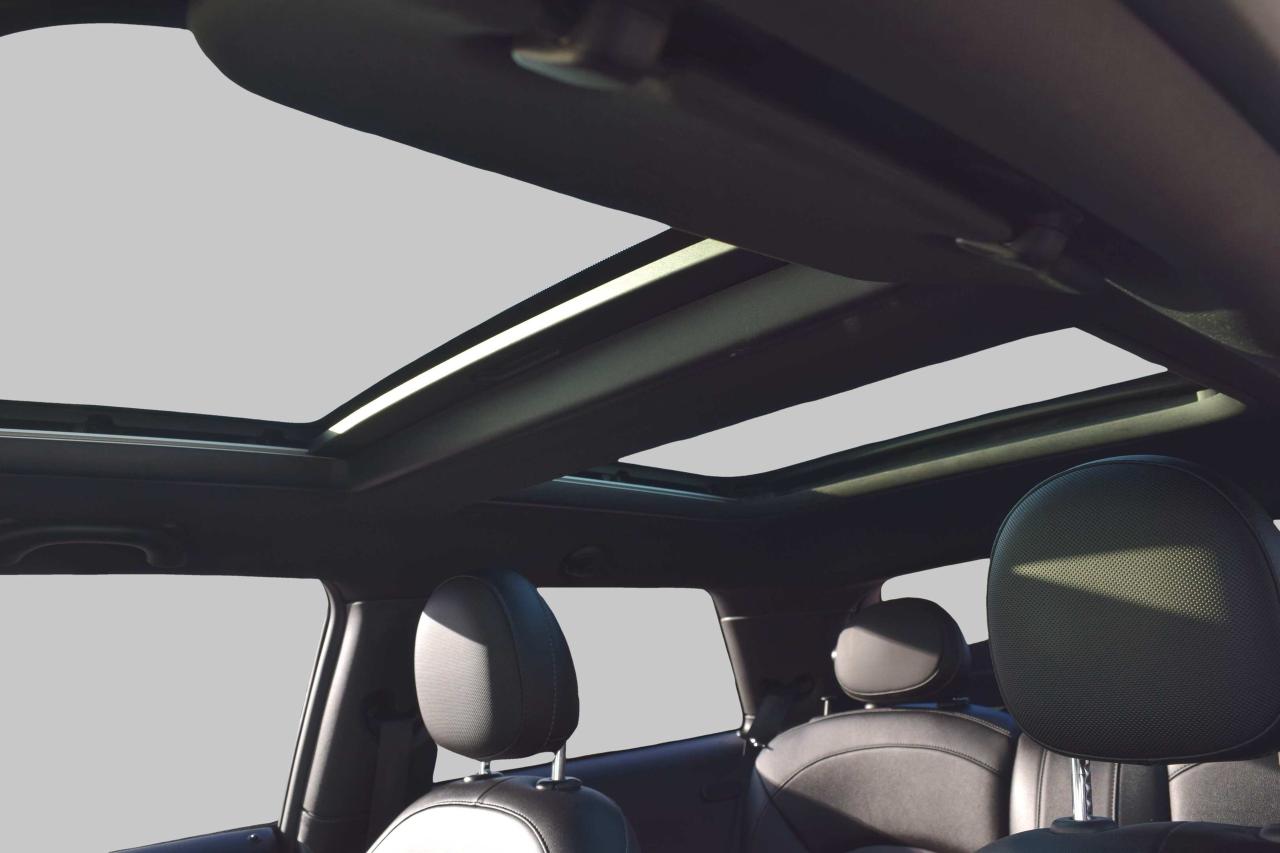 2018 MINI 3-Door Cooper Leather Panoramic Sunroof Navigation Photo