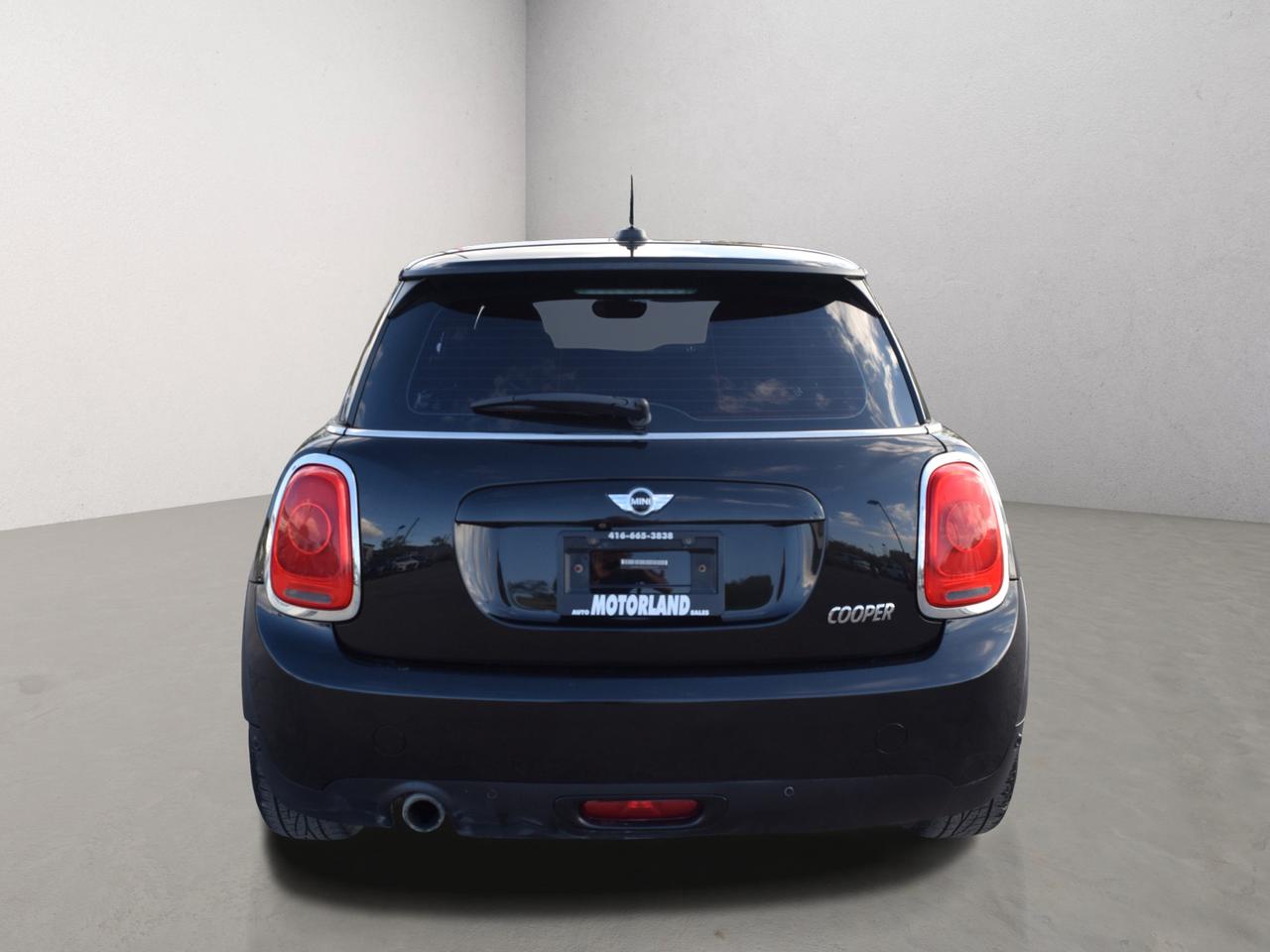 2018 MINI 3-Door Cooper Leather Panoramic Sunroof Navigation Photo