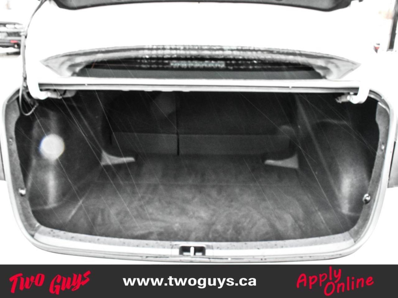 2020 Toyota Corolla XSE 2.0L   Sunroof   Nav   Auto   WOW KMS Photo