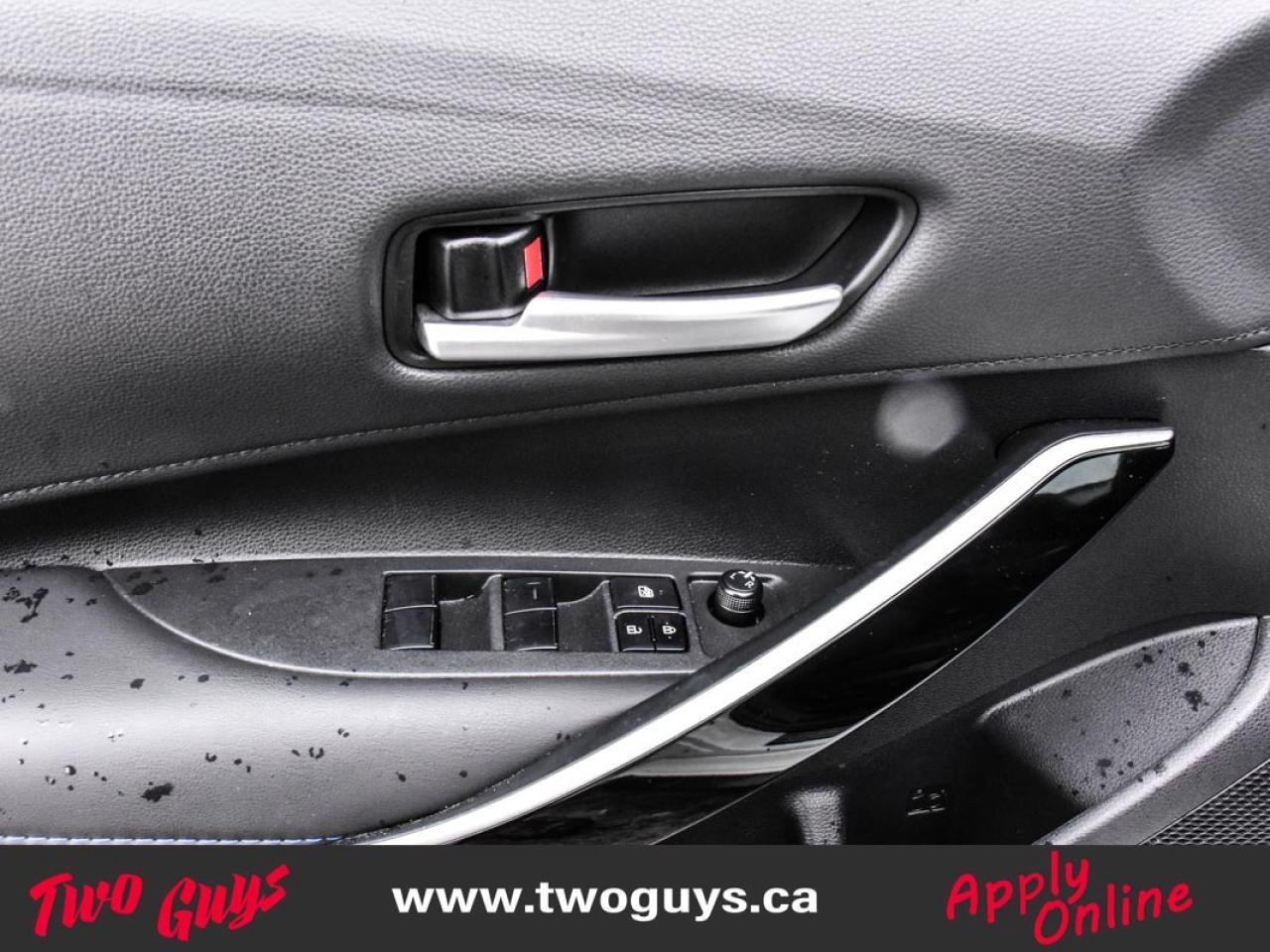 2020 Toyota Corolla XSE 2.0L   Sunroof   Nav   Auto   WOW KMS Photo