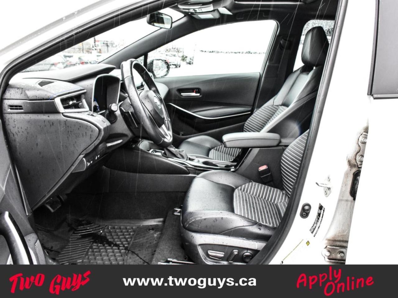 2020 Toyota Corolla XSE 2.0L   Sunroof   Nav   Auto   WOW KMS Photo