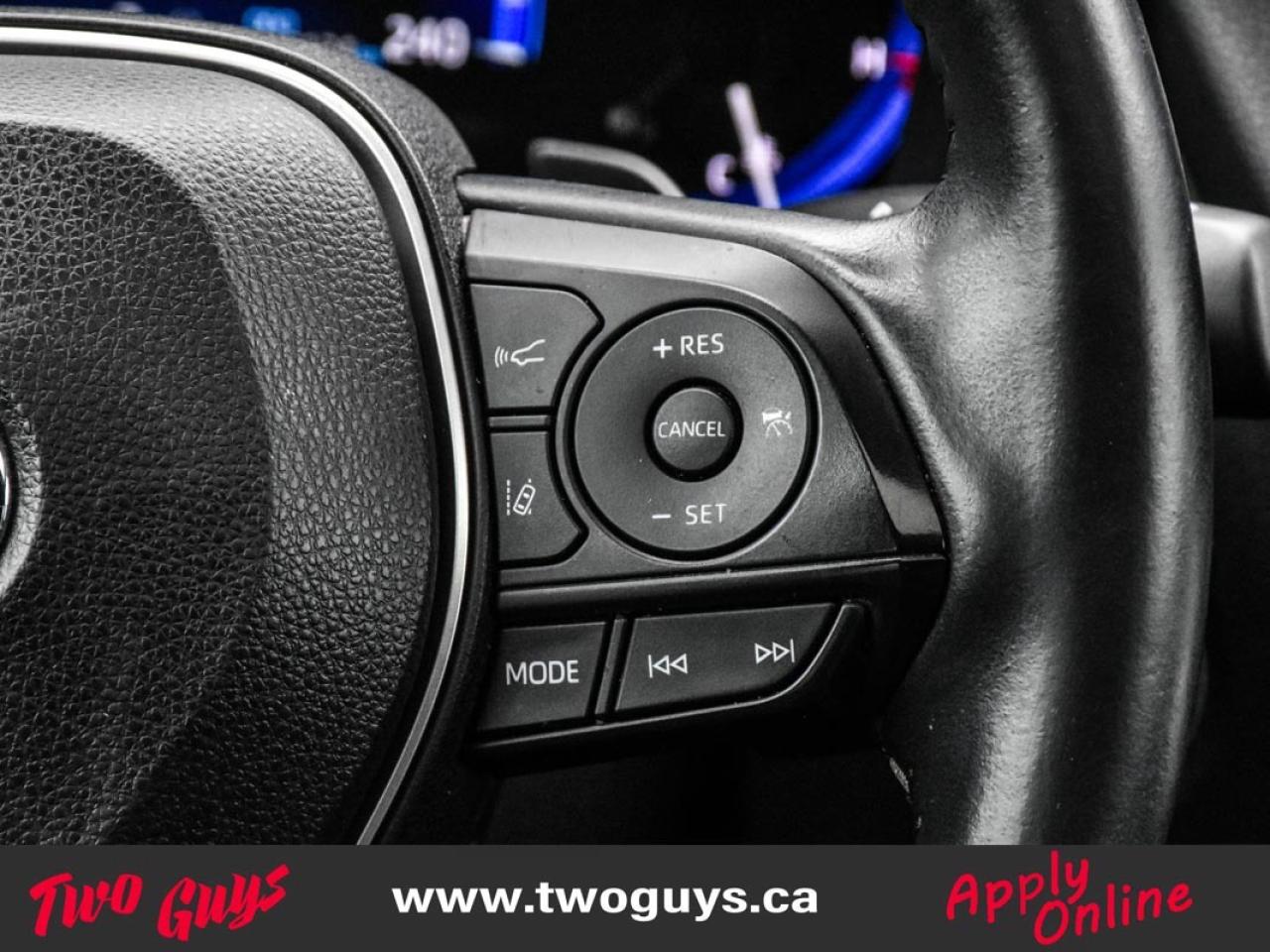 2020 Toyota Corolla XSE 2.0L   Sunroof   Nav   Auto   WOW KMS Photo