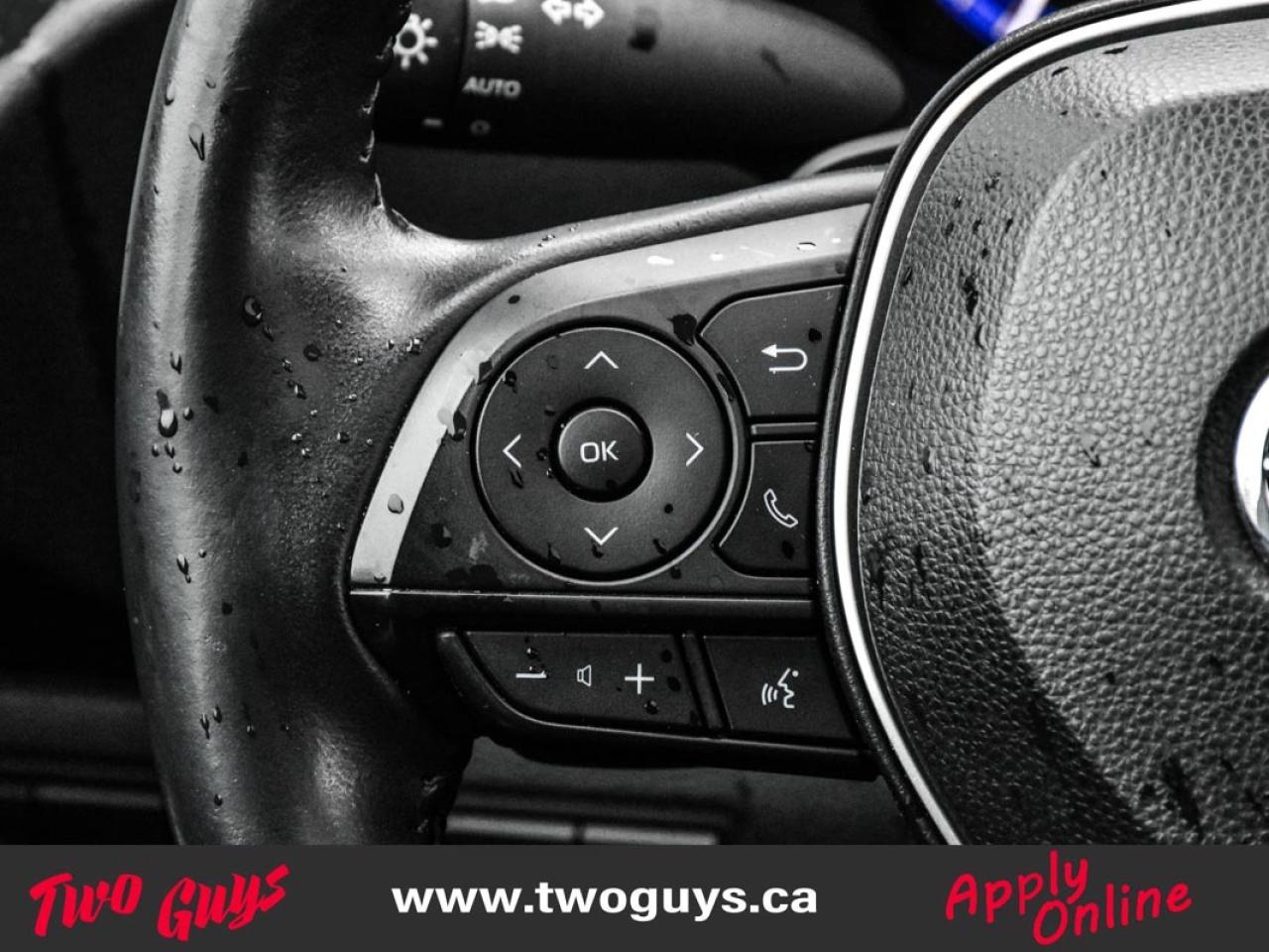 2020 Toyota Corolla XSE 2.0L   Sunroof   Nav   Auto   WOW KMS Photo