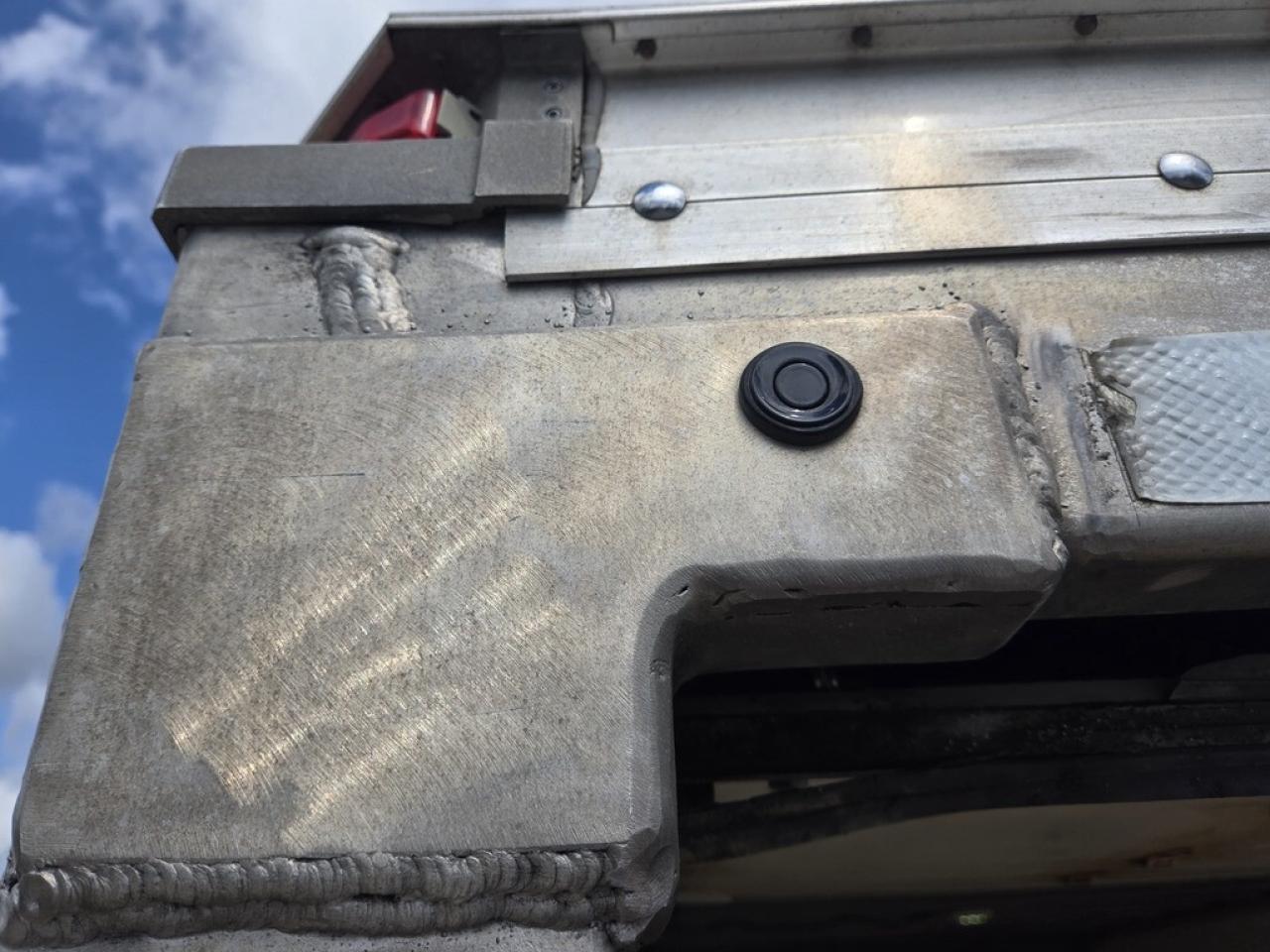 2016 Ford E-450 18Ft Box - Ramp - V8 Gasoline - CERTIFIED Photo