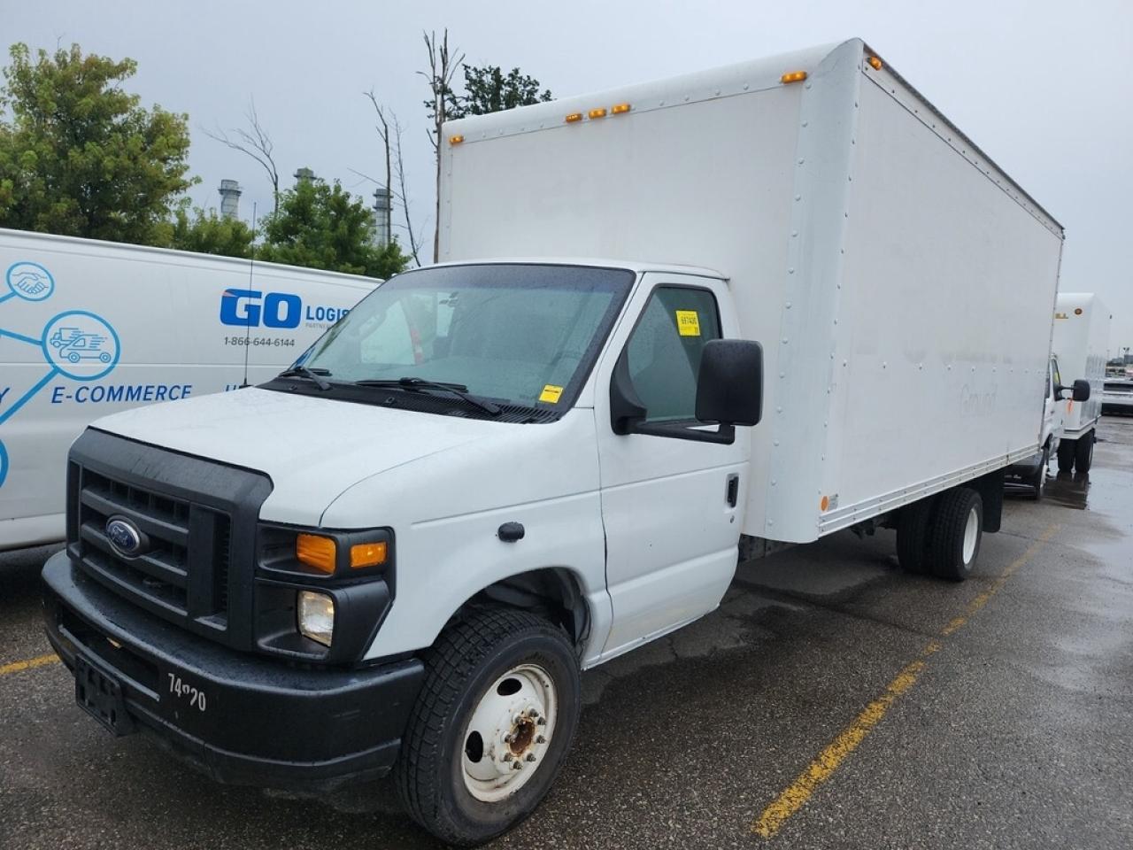 2016 Ford E-450 18Ft Box - Ramp - V8 Gasoline - CERTIFIED Photo