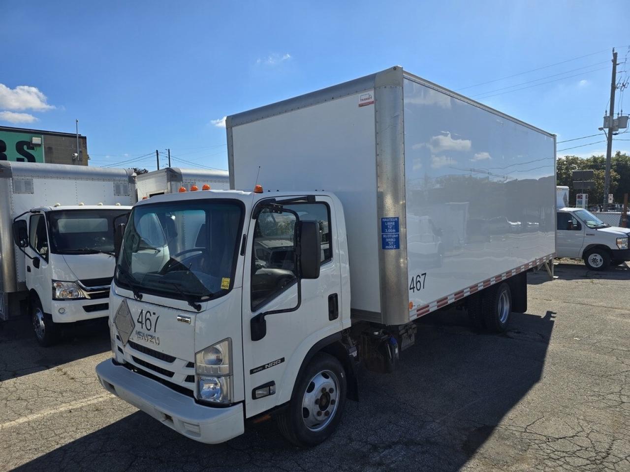 2019 Isuzu NRR NRR 20Ft - Lift Gate - Diesel - 98Wide Box Photo
