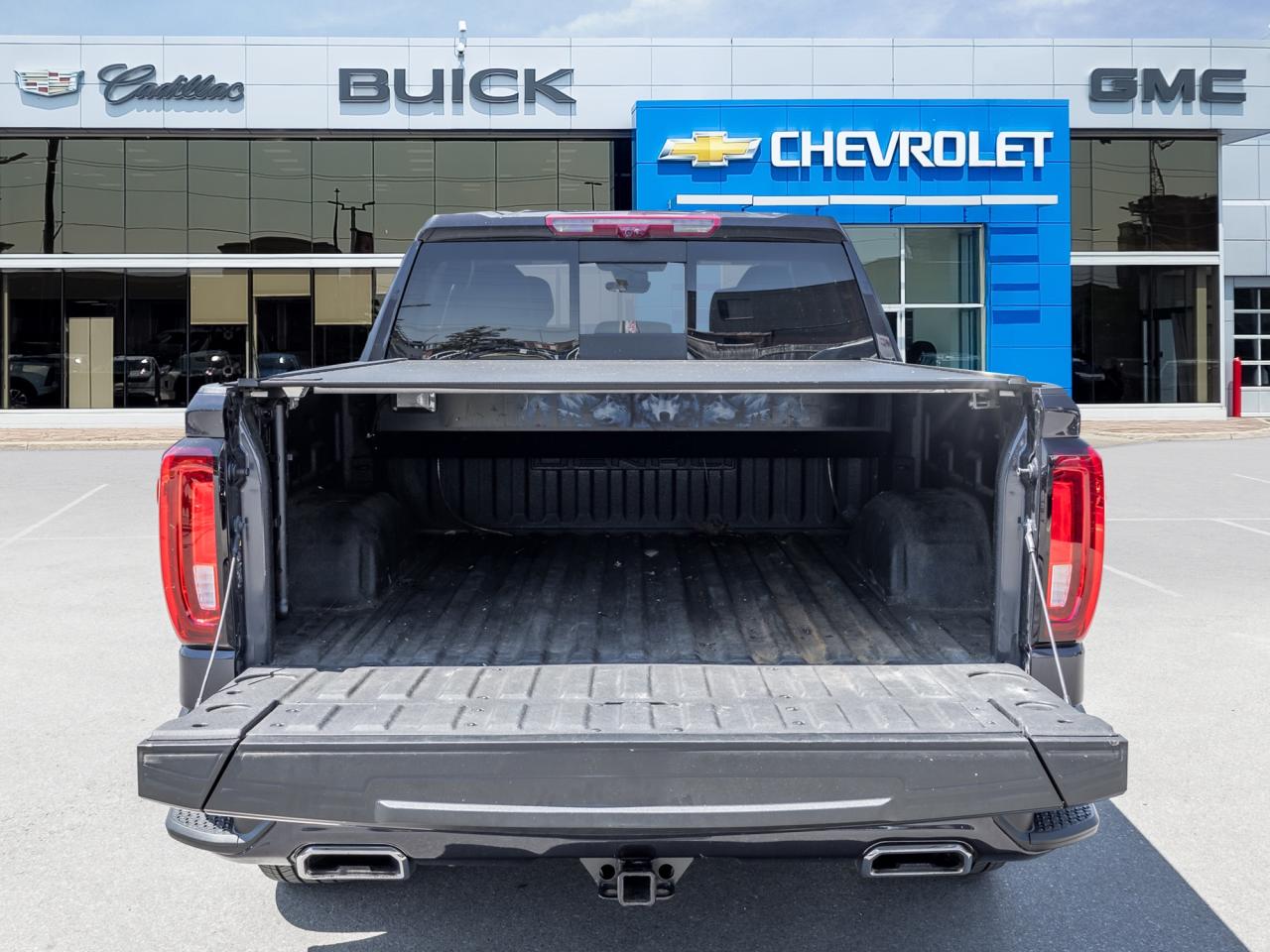 2023 GMC Sierra 1500 One Owner, No Accidents, Reserve Package, 22s,roof Photo